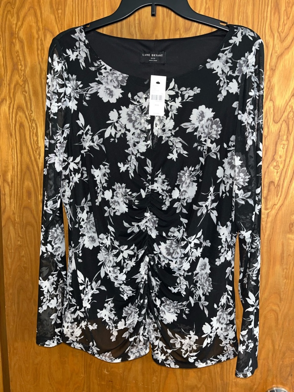 Lane Bryant Black and White Floral Ruched Long Sleeve Top